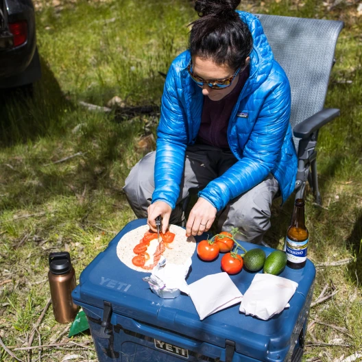 YETI Tundra 45 Kühlbox navy